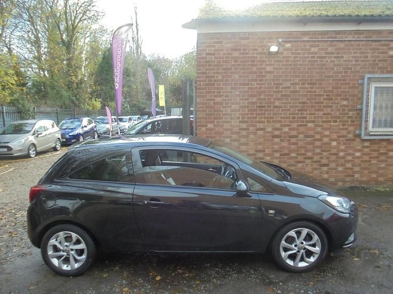 Used Vauxhall Corsa 70 HP (51 kW) 2016 Black Hatchback