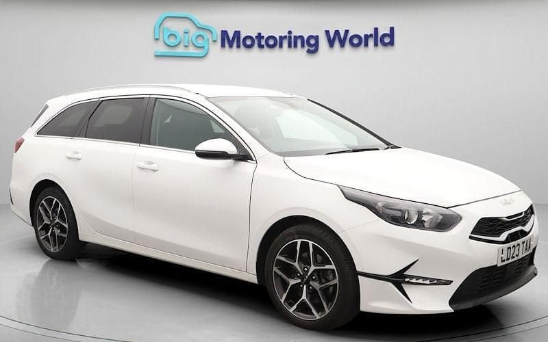 Used 2021 Kia Ceed Sportswagon 3 Estate | £15,500 (Fair price) - Image 1/4