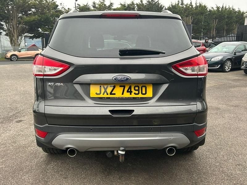 Used Ford Kuga Titanium 150 HP (110 kW) 2015 Grey SUV