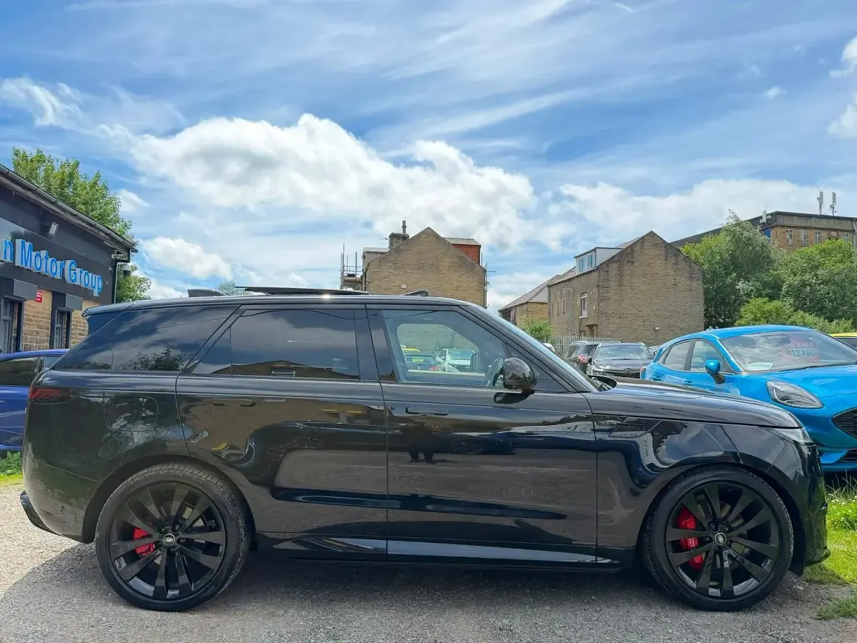 Used Land Rover Range Rover Sport Autobiography 350 HP (257 kW) 2023 Black SUV