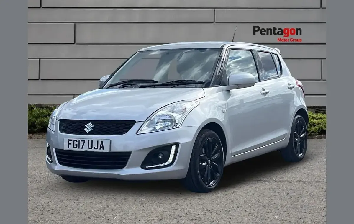 Used Suzuki Swift SZ-L 92 HP (67 kW) 2017 Silver Hatchback