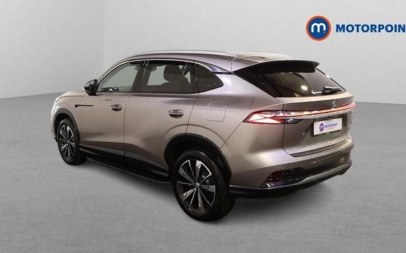 Usado MG HS Trophy 299 CV (219 kW) 2025 Plateado SUV