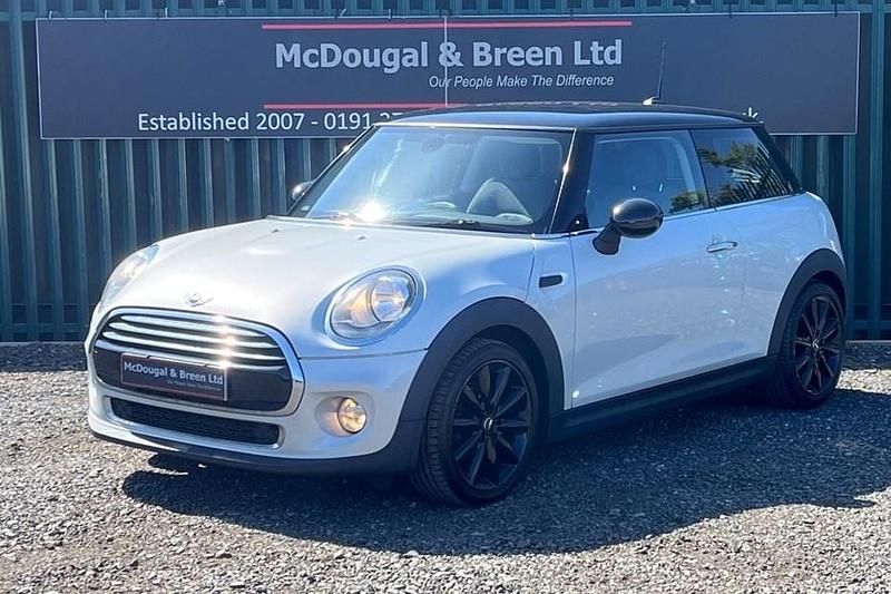 Used Mini Cooper Hatch 136 HP (100 kW) 2015 Silver Hatchback