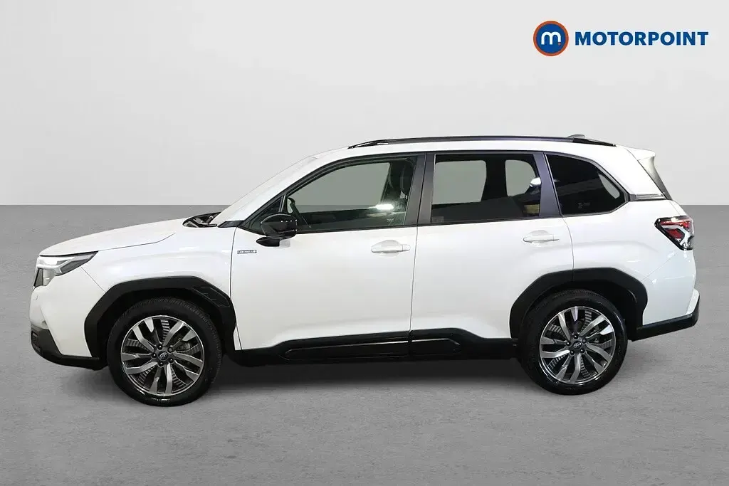 Used Subaru Forester 136 HP (100 kW) 2025 White SUV