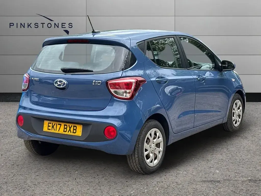 Usado Hyundai i10 SE 67 CV (49 kW) 2017 Azul Utilitario