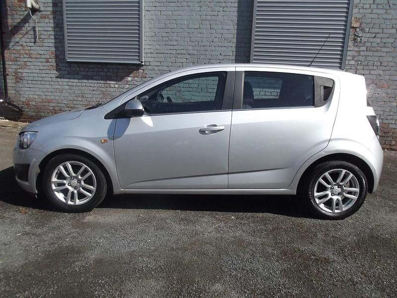 Used Chevrolet Aveo LTZ 2013 Silver Hatchback