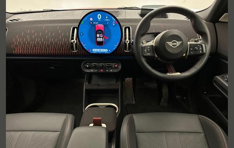 Used Mini Countryman Sport 218 HP (160 kW) 2025 Red SUV