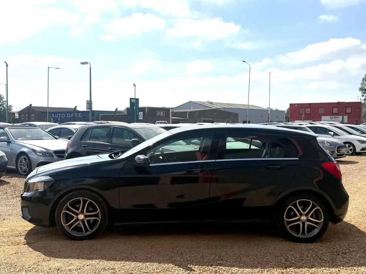 Used Mercedes A200 2015 Black Hatchback