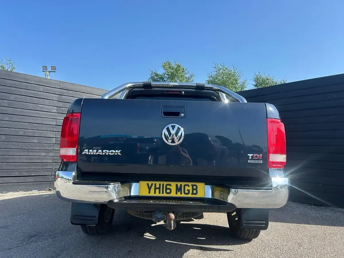 Used VW Amarok Highline 180 HP (132 kW) 2016 Blue Pickup