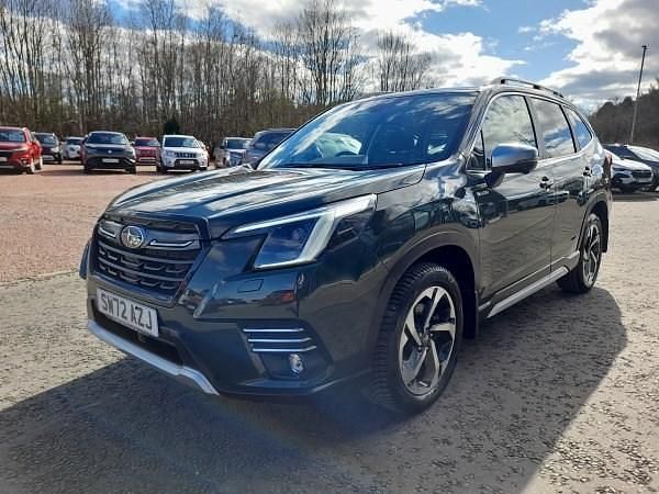 Used Subaru Forester Premium 150 HP (110 kW) 2023 Green SUV