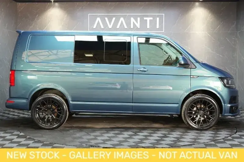 Second-hand VW Transporter Startline 2018 Albastru Van