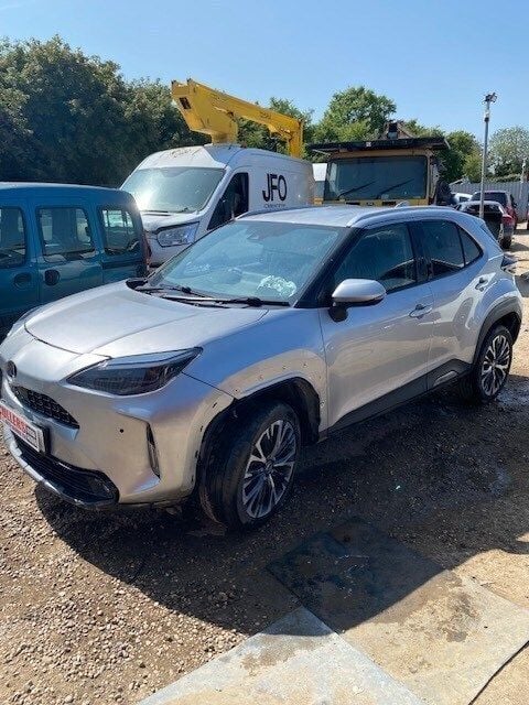 Silver Used 2021 Toyota Yaris Hybrid Hatchback | £6,750 - Image 1/4