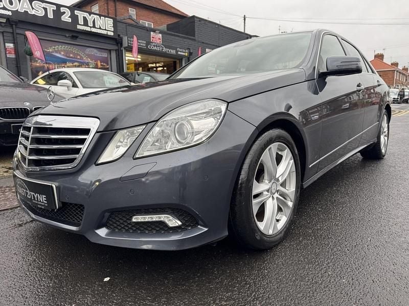 Grey Used 2010 Mercedes E200 Avantgarde Sedan | £4,890 (Fair price) - Image 1/4