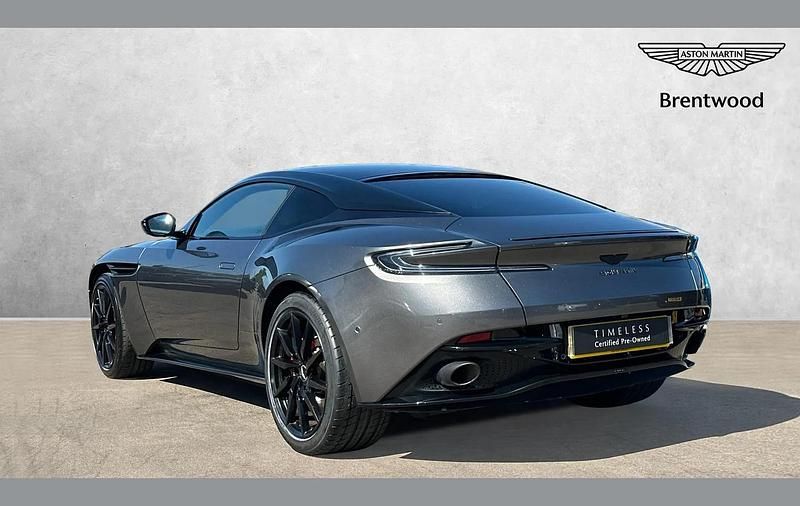 Used Aston Martin DB11 503 HP (369 kW) 2021 Silver Coupe