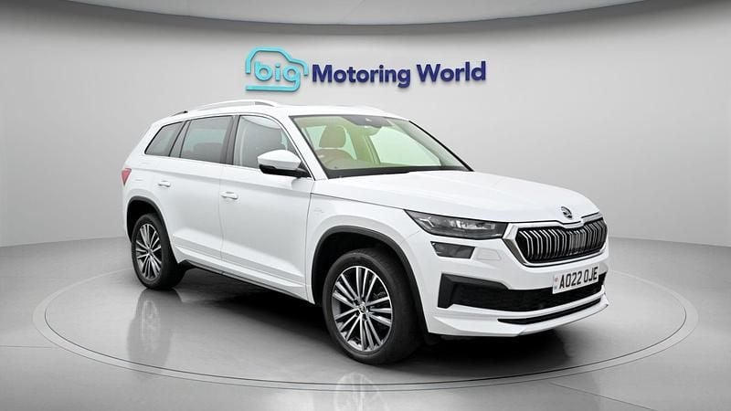 Used Skoda Kodiaq LAURIN & KLEMENT 188 HP (138 kW) 2022 White SUV