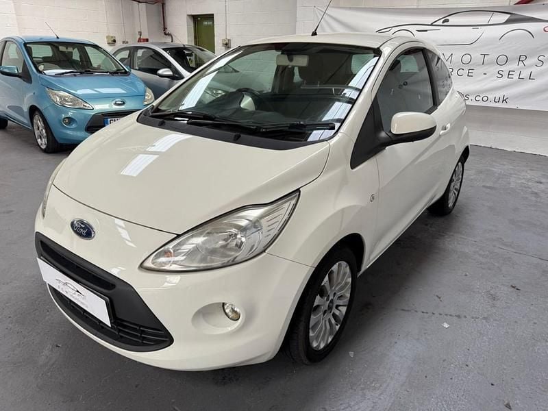 White Used 2010 Ford Ka Zetec Hatchback | £2,195 (Fair price) - Image 1/4