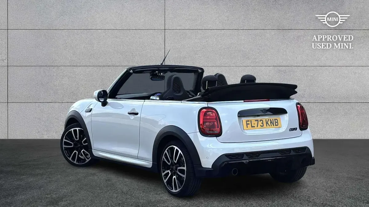 Used Mini Cooper Cabriolet Sport 134 HP (98 kW) 2023 White Cabriolet