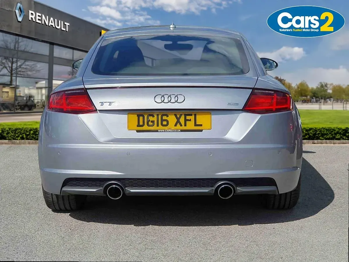 Begagnad Audi TT S-Line 184 HK (135 kW) 2016 Silver Sportkupé