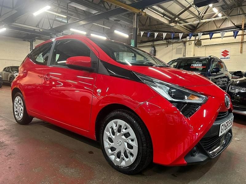 Red Used 2018 Toyota Aygo X-play Hatchback | £5,700 (Good price) - Image 1/4