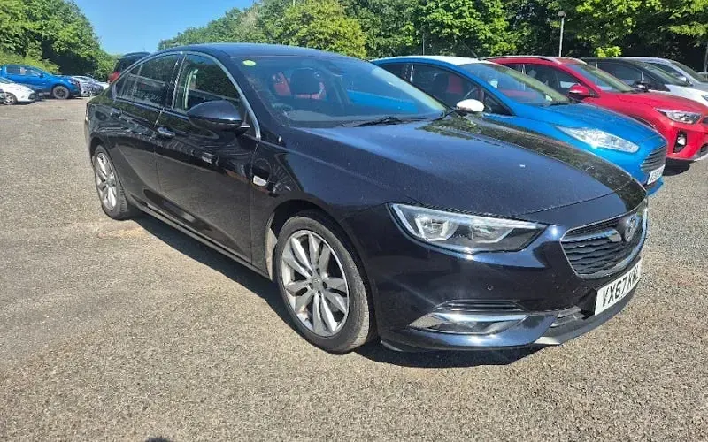 Second-hand Vauxhall Insignia Sport 170 CP (125 kW) 2020 Hatchback