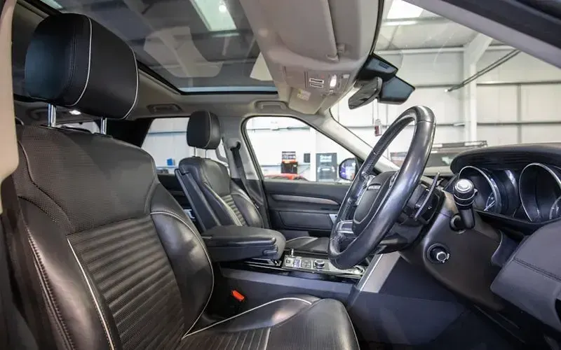 Used Land Rover Discovery 5 HSE 241 HP (177 kW) 2020 SUV