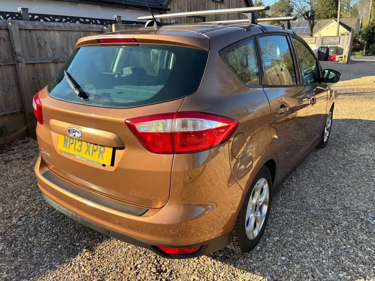 Second-hand Ford C-MAX Zetec 115 CP (84 kW) 2013 Maro Monovolum