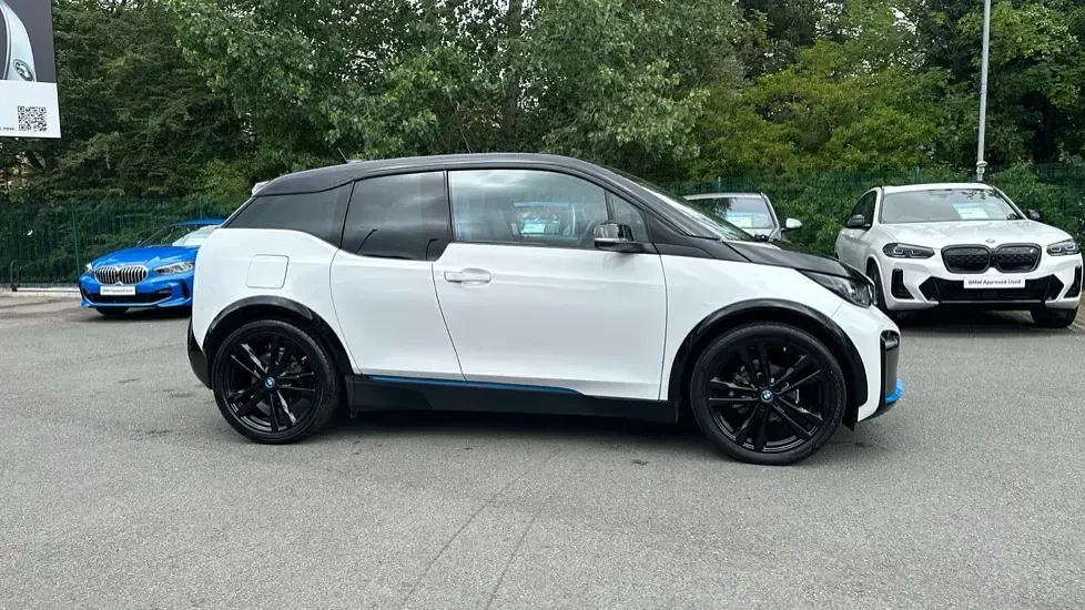 Used BMW i3 Comfort Edition 133 kW (181 HP) 2022 White Hatchback