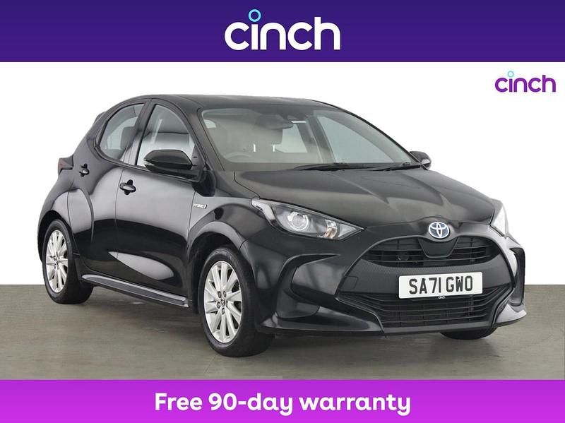 Black Used 2021 Toyota Yaris Hybrid Hatchback | £14,049 (Good price) - Image 1/3