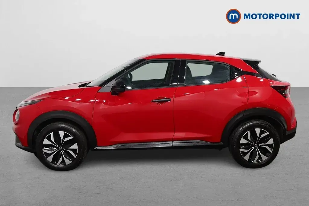 Used Nissan Juke Acenta Premium 114 HP (83 kW) 2025 Red SUV