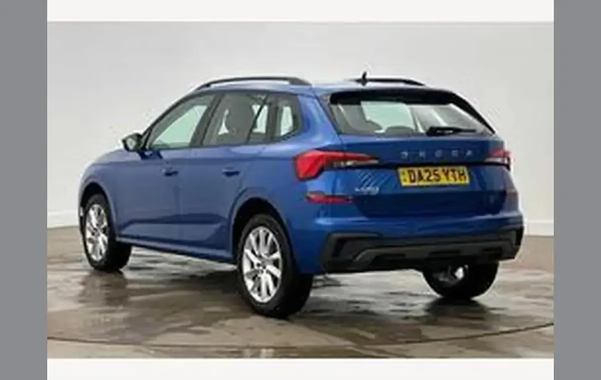 Used Skoda Kamiq SE 115 HP (84 kW) 2025 Race blue metallic SUV