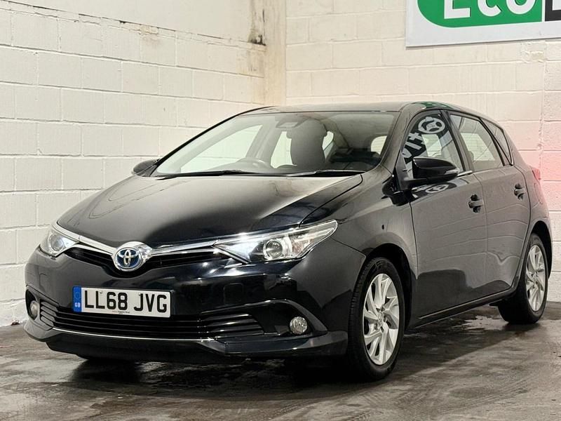 Used Toyota Auris Hybrid 2018 Black Hatchback