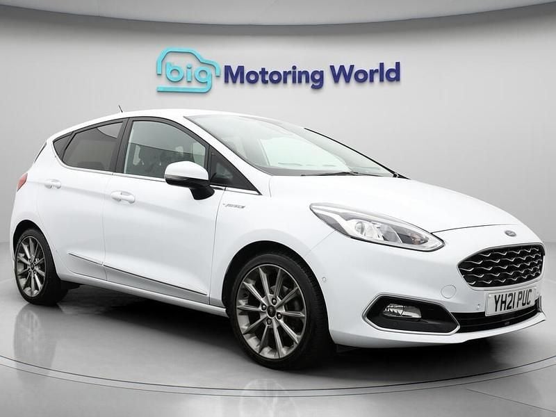 White Used 2021 Ford Fiesta Vignale Hatchback | £12,100 (Fair price) - Image 1/4