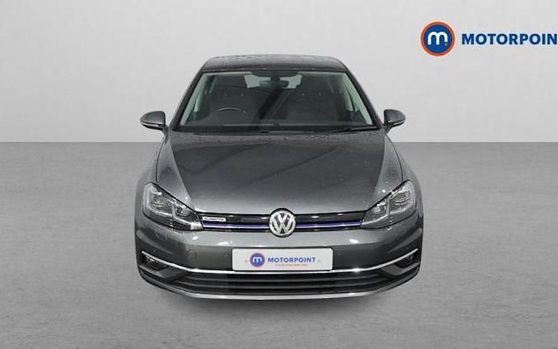 Used VW Golf VIII Edition 131 HP (96 kW) 2020 Hatchback