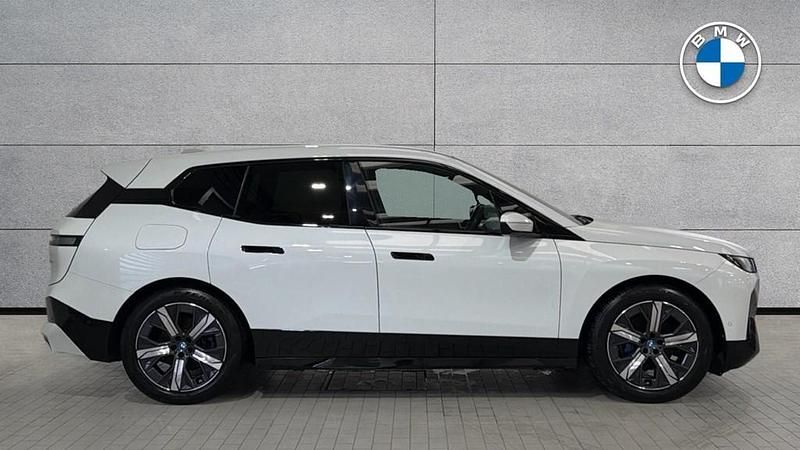 Used BMW iX M Sport 236 kW (322 HP) 2023 White SUV