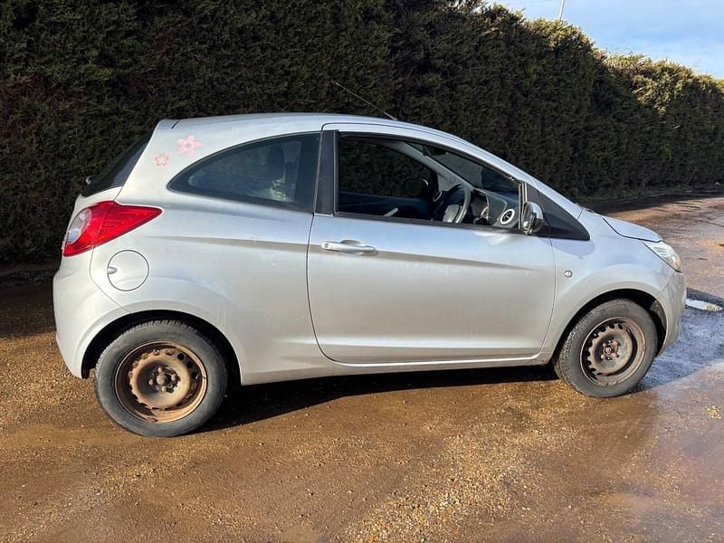 Used Ford Ka Style 69 HP (50 kW) 2009 Silver Hatchback