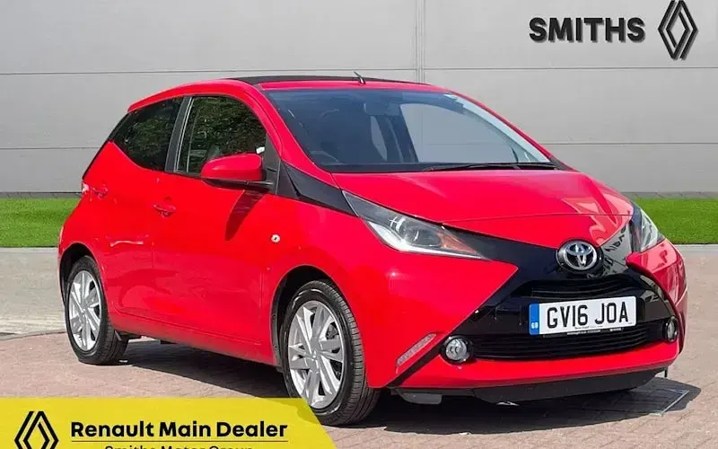Used Toyota Aygo x-press 69 HP (50 kW) 2016 Hatchback