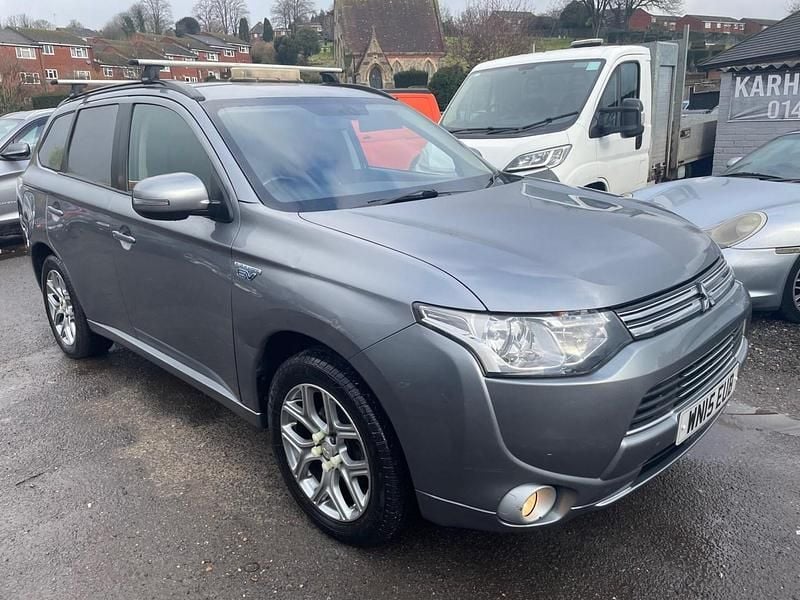 Grey Used 2015 Mitsubishi Outlander P-HEV | £4,000 (Super price) - Image 1/4