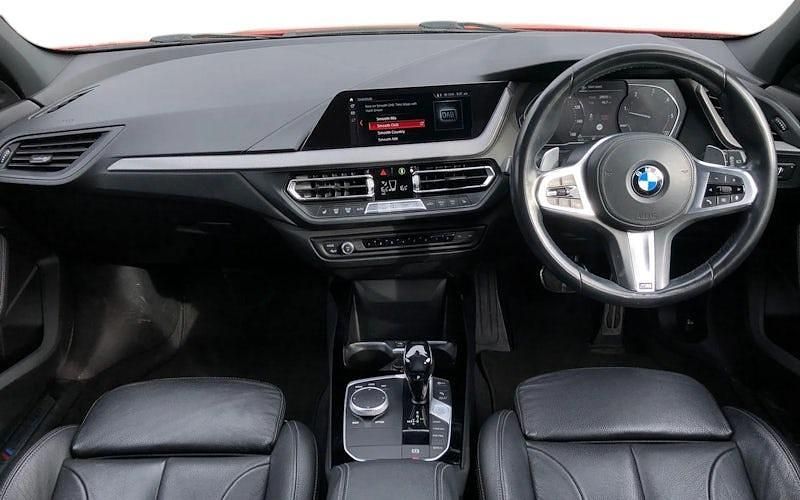 Used BMW 118 M Sport 150 HP (110 kW) 2020 Red Hatchback