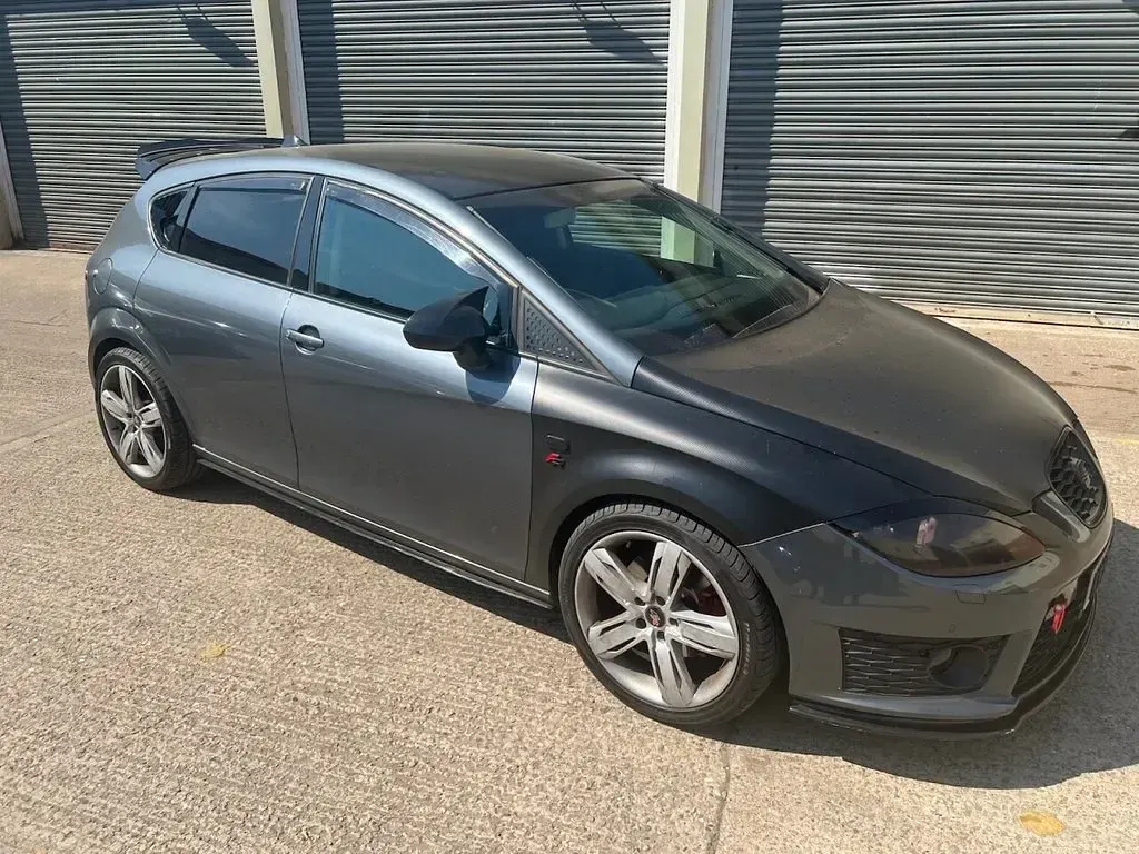 Used Seat Leon FR 2010 Grey Hatchback