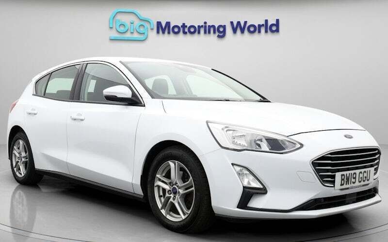 Used 2020 Ford Focus Zetec Hatchback | £10,000 (Good price) - Image 1/4