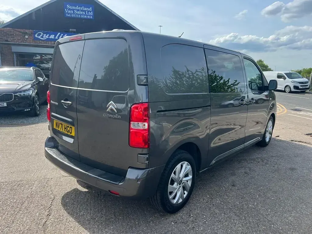 Used Citroën Dispatch 175 HP (128 kW) 2021 Grey MPV
