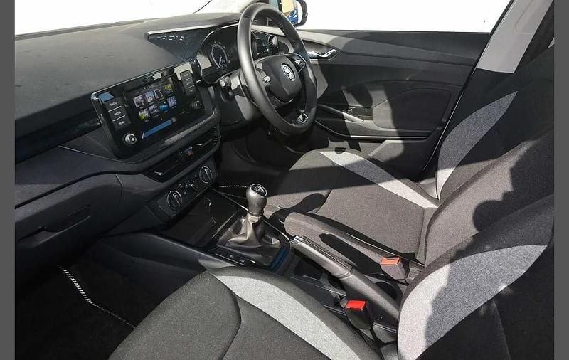 Used Skoda Fabia Comfort 79 HP (58 kW) 2023 Moon white metallic Hatchback