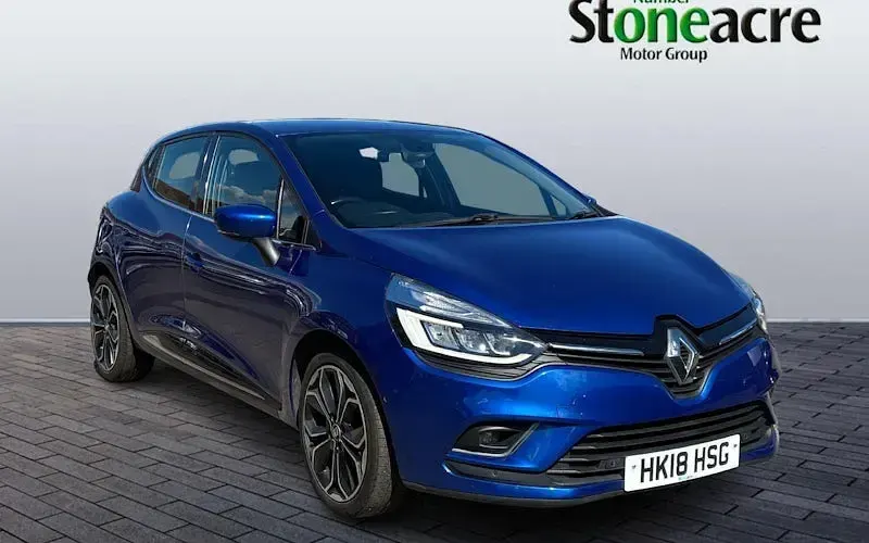 Used Renault Clio Signature 110 HP (80 kW) 2018 Hatchback
