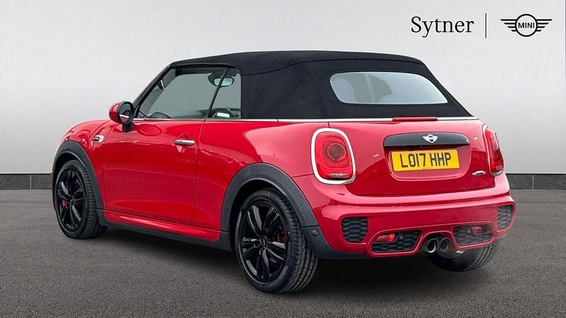 Used Mini John Cooper Works 231 HP (169 kW) 2017 Red Hatchback