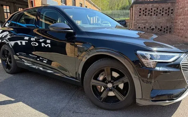 Usado Audi e-tron Design 230 kW (313 CV) 2022 SUV