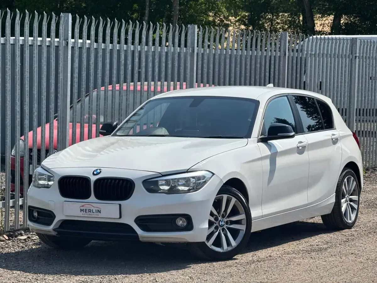 Used BMW 116 Sport Line 2017 White Hatchback
