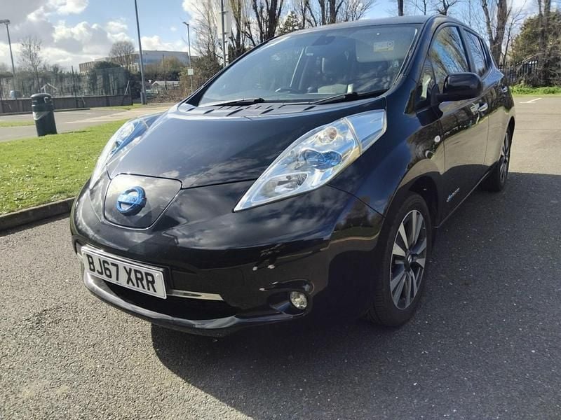 Used Nissan Leaf Tekna 80 kW (109 HP) 2017 Black Hatchback