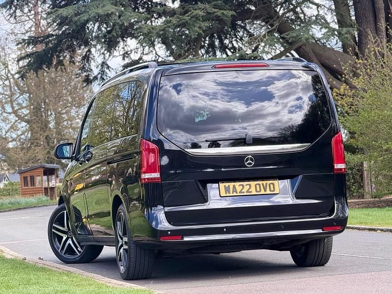 Used Mercedes V220 163 HP (119 kW) 2022 Black MPV