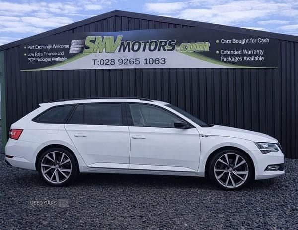 Used Skoda Superb SportLine 150 HP (110 kW) 2018 White Estate
