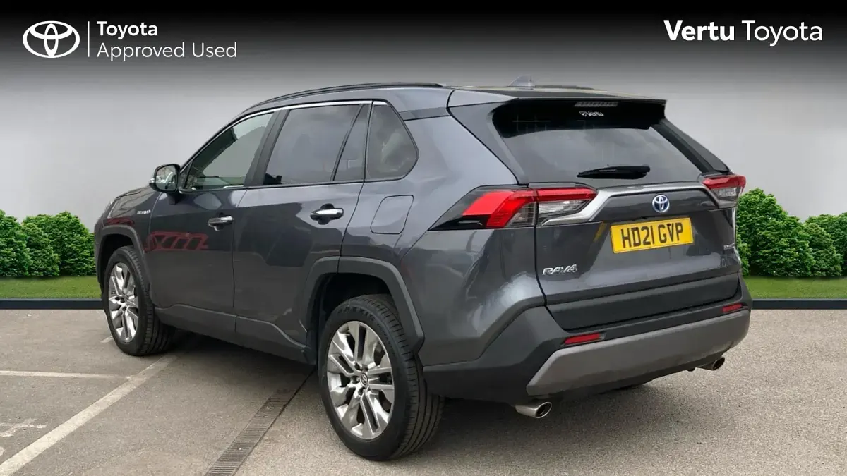 Used Toyota RAV4 Hybrid 218 HP (160 kW) 2021 Decuma grey (metallic paint) SUV